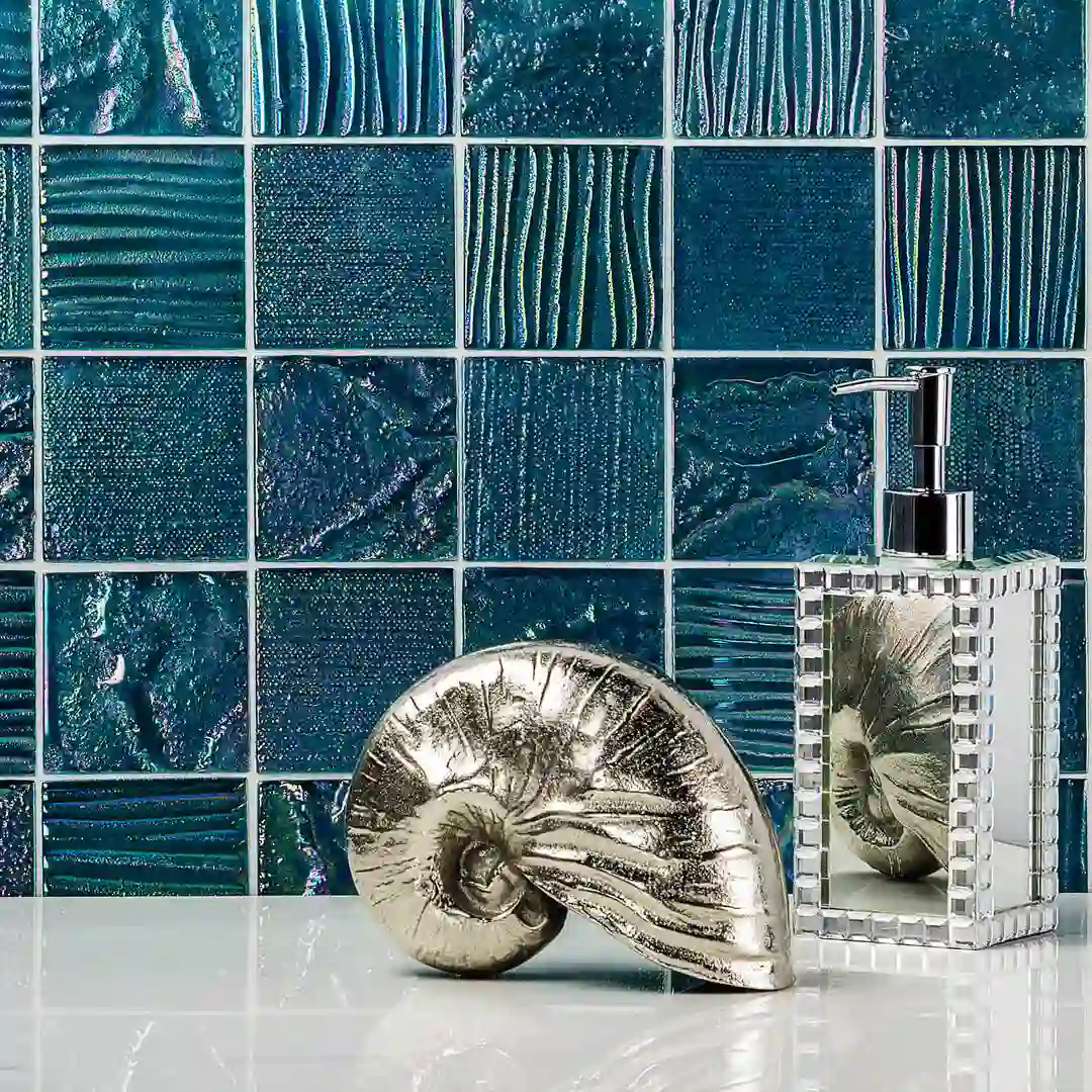 lue tile with metal seashell